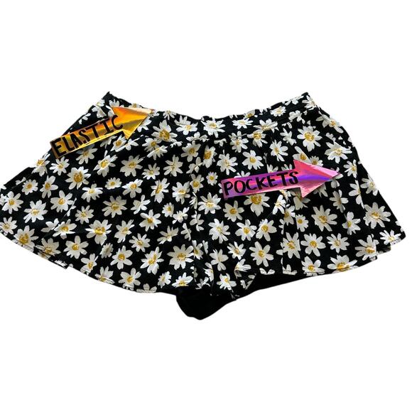 Womens Shorts Skorts Bundle Size Large Floral Tie Dye Summer Vacation Travel - Picture 4 of 10